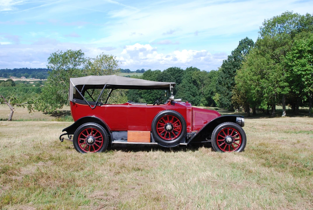1920 Renault - Image 6 of 6