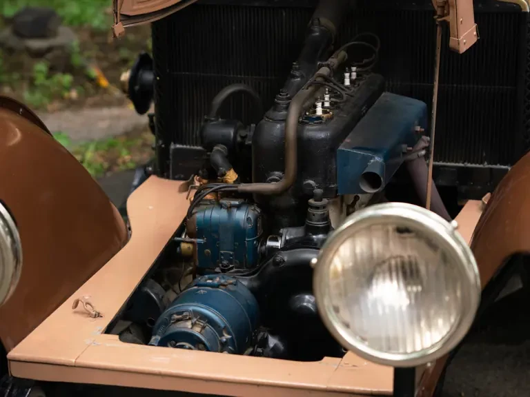 1920 Renault - Image 4 of 31