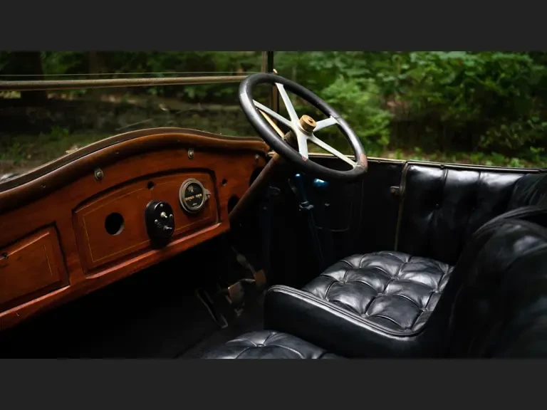 1920 Renault - Image 5 of 31