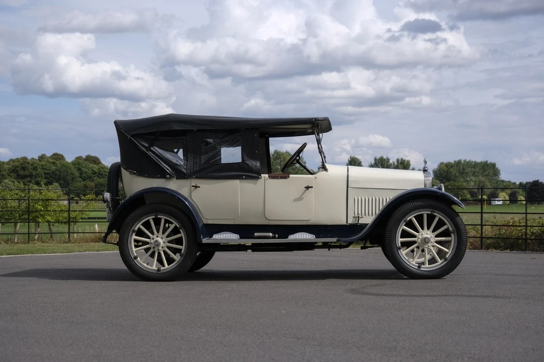 1920 Studebaker President - Image 10 of 30