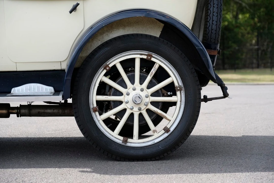 1920 Studebaker President - Image 24 of 30