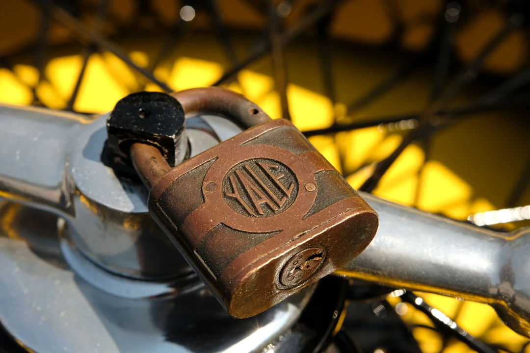 1920 Stutz Bearcat - Image 14 of 30