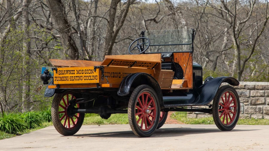 1921 Ford Model T Pickup & Model TT - Image 3 of 12
