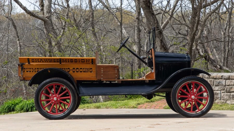 1921 Ford Model T Pickup & Model TT - Image 8 of 12