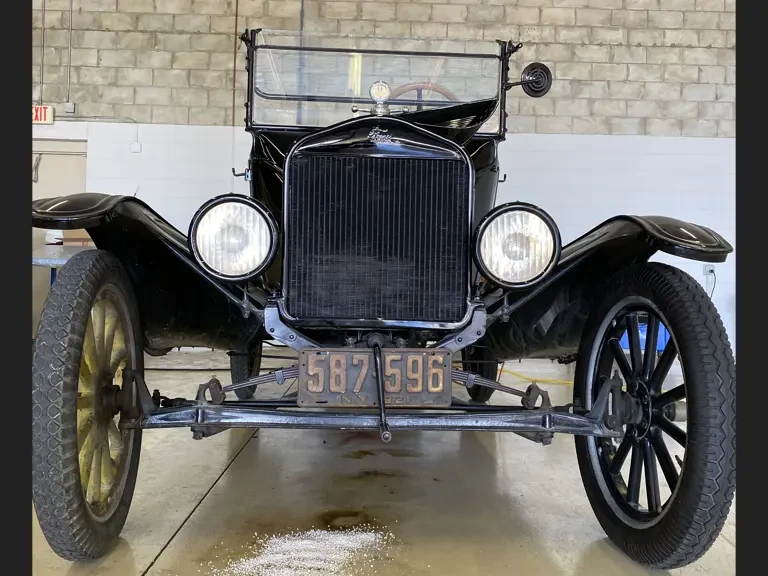 1921 Ford Model T Pickup & Model TT - Image 14 of 17
