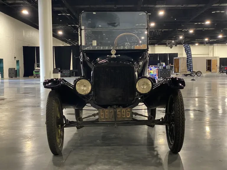 1921 Ford Model T Pickup & Model TT - Image 8 of 17
