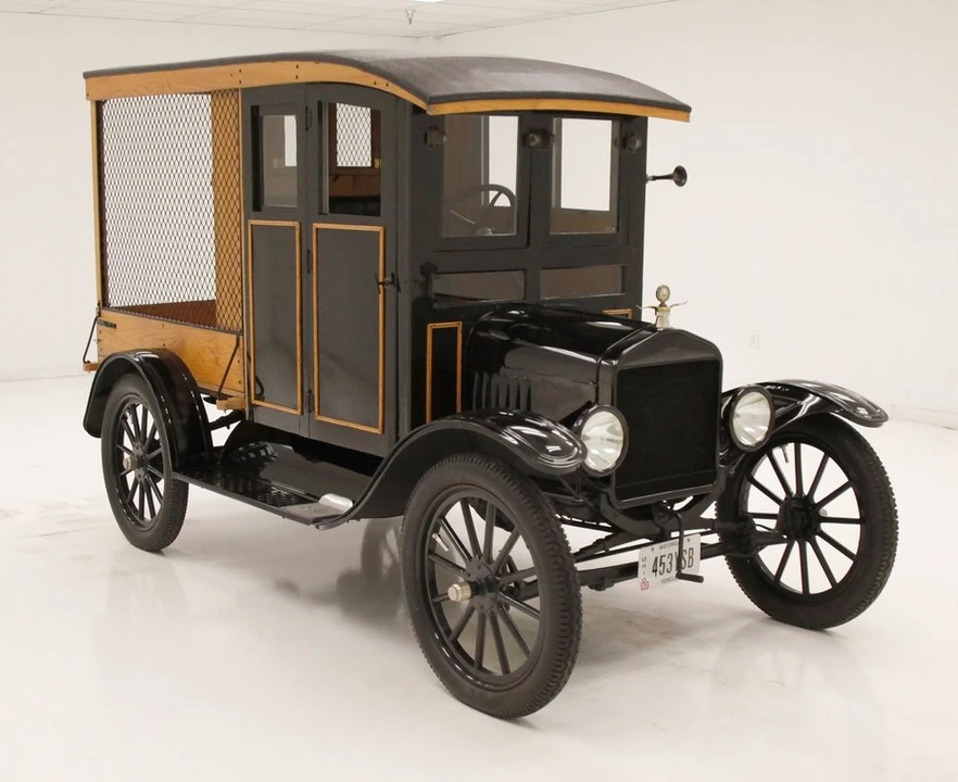 1921 Ford Model T Pickup & Model TT - Image 6 of 12