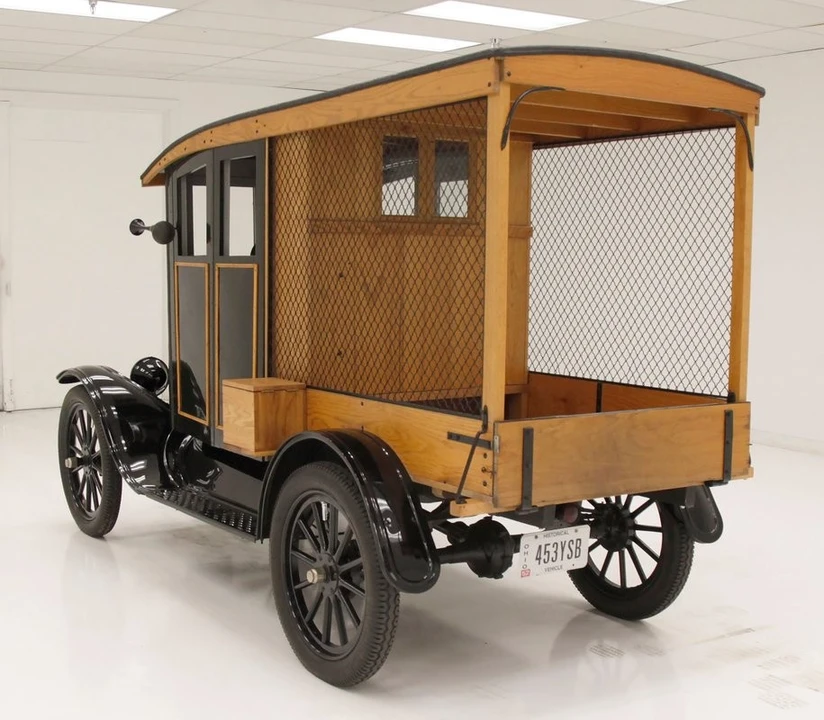 1921 Ford Model T Pickup & Model TT - Image 3 of 12