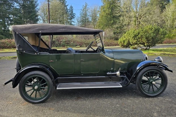 1921 Franklin - Image 3 of 6