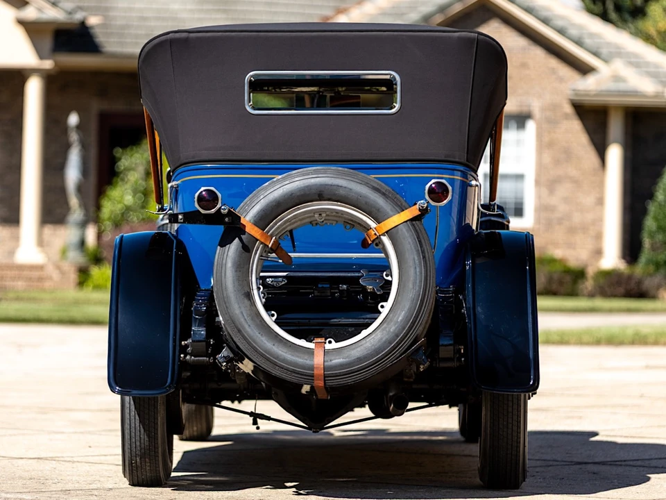 1921 Locomobile - Image 8 of 31