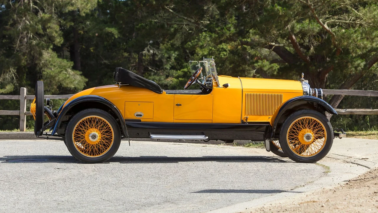 1921 Paige - Image 2 of 21