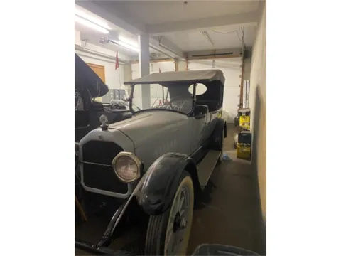 1921 Peerless Model 56 Touring