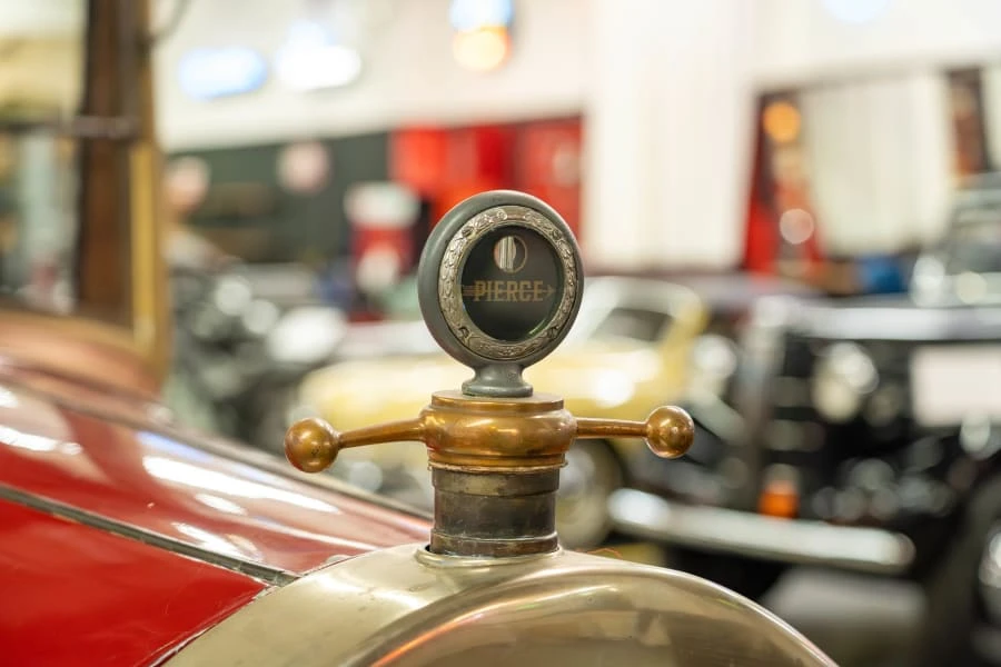 1921 Pierce-Arrow - Image 4 of 24
