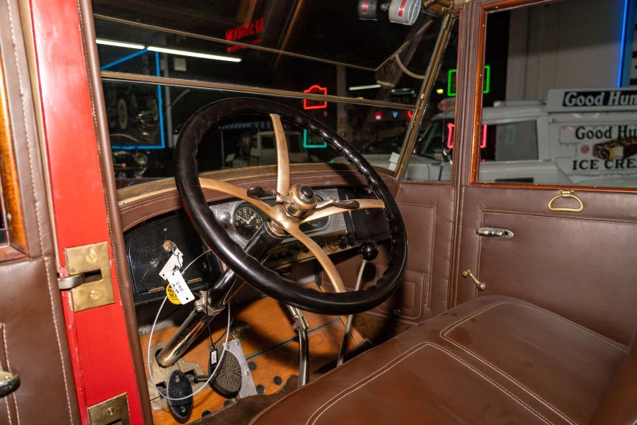1921 Pierce-Arrow - Image 12 of 24