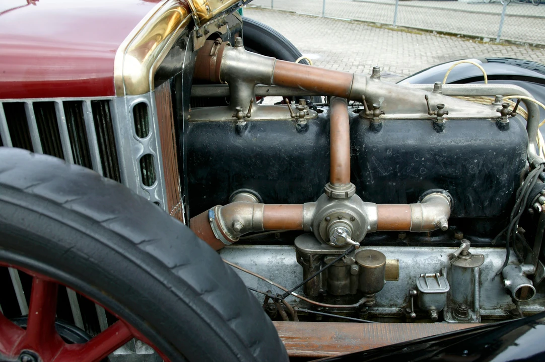 1921 Renault - Image 3 of 3
