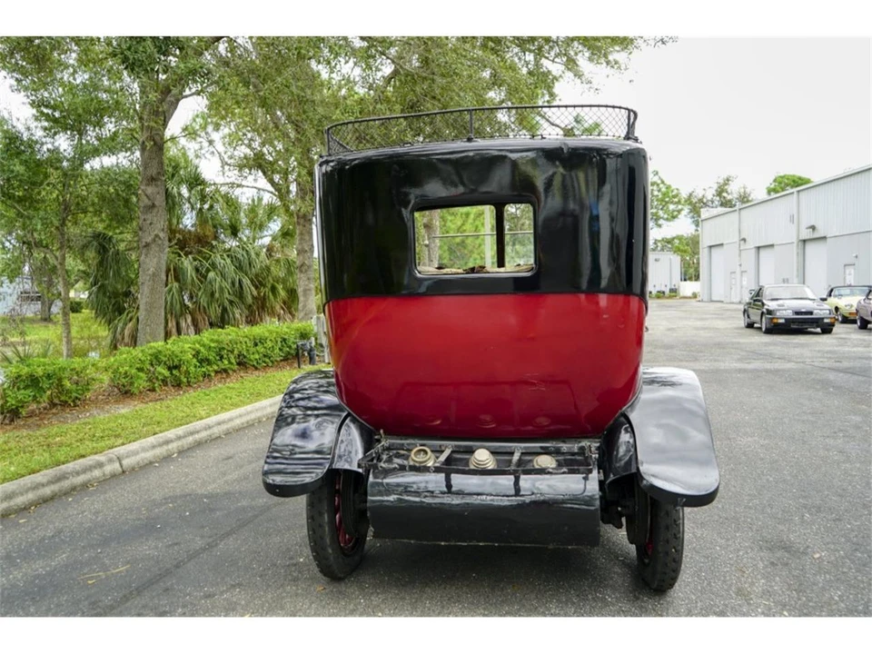 1921 Renault - Image 7 of 31