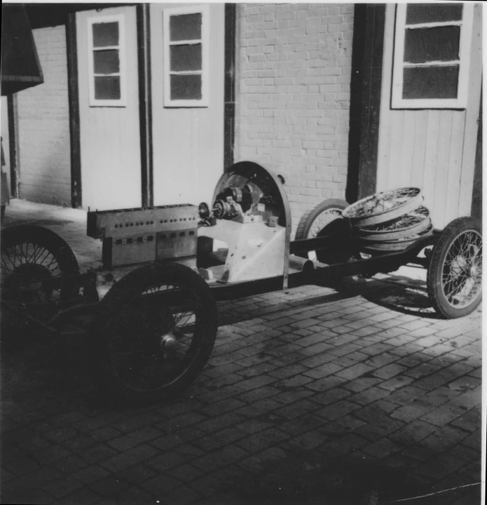 1922 Bugatti - Image 8 of 29