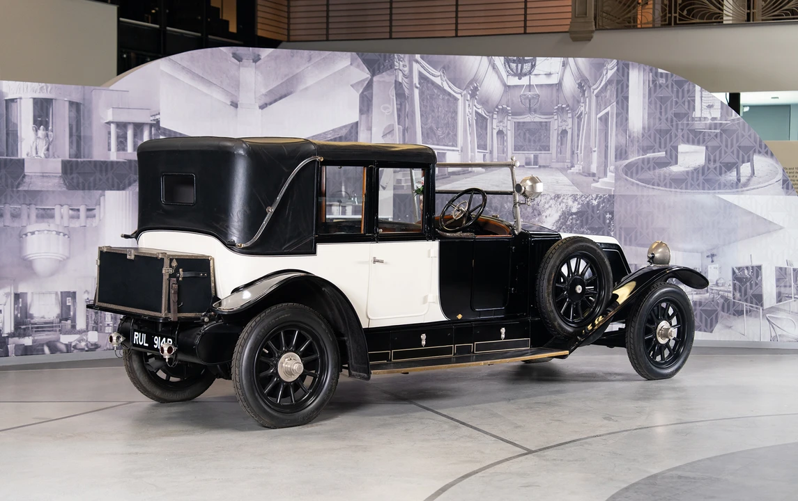 1922 Renault - Image 3 of 15