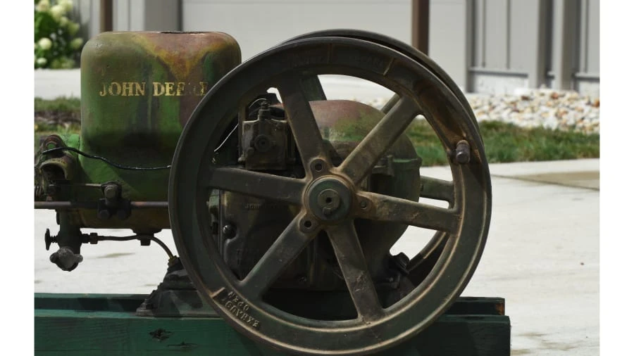 John Deere - Image 5 of 10