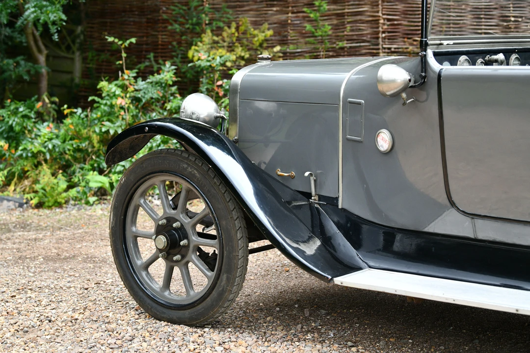 1923 Austin - Image 3 of 31