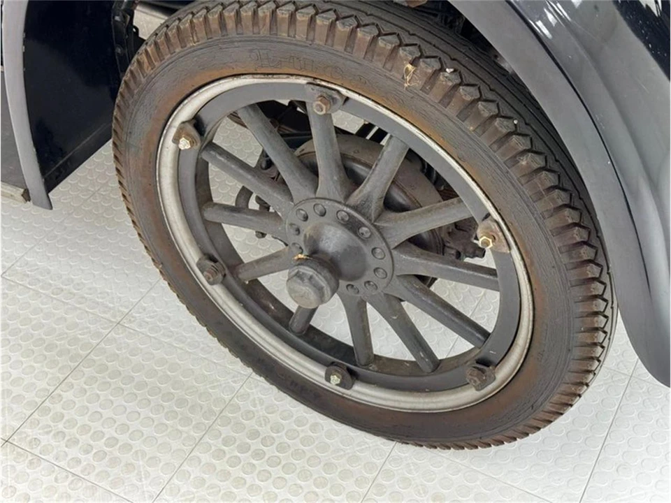 1923 Buick - Image 22 of 31