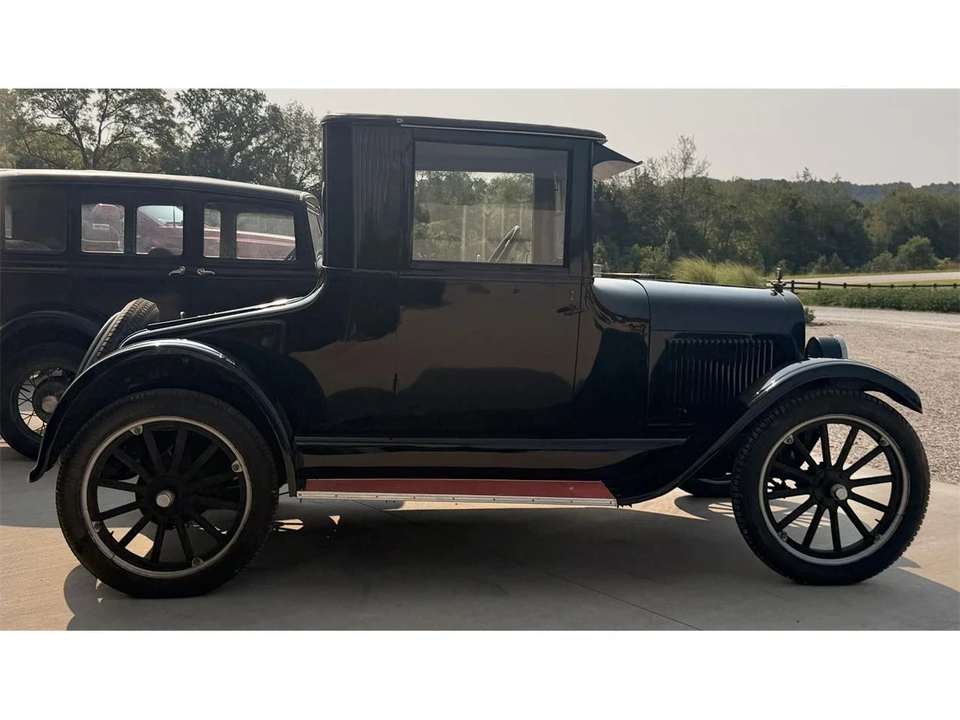 1923 Chevrolet - Image 6 of 22