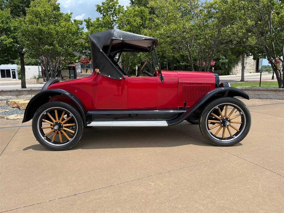 1923 Chevrolet - Image 3 of 11