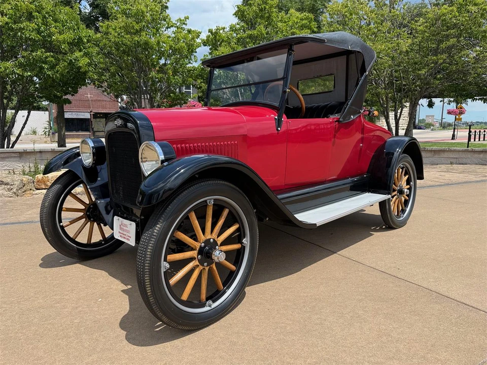 1923 Chevrolet - Image 2 of 11