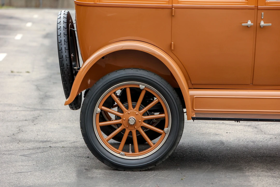 1923 Chevrolet - Image 13 of 31