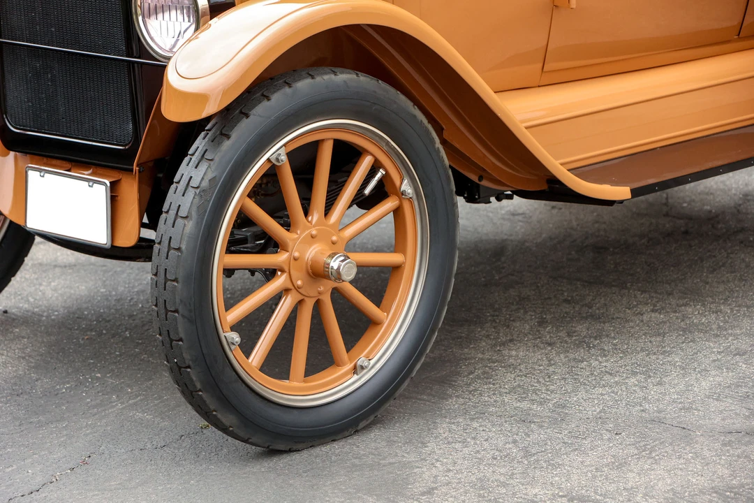 1923 Chevrolet - Image 9 of 31