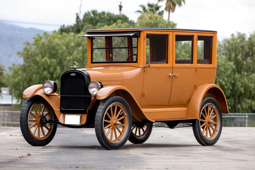1923 Chevrolet - Image 2 of 31