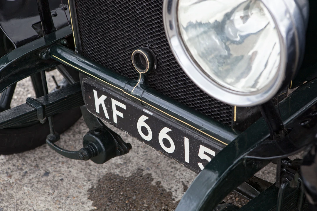 1923 Daimler - Image 24 of 31