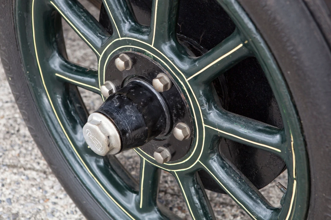 1923 Daimler - Image 20 of 31