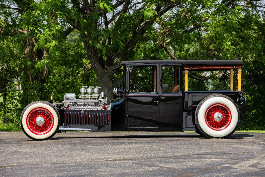 1923 Ford Model T Pickup & Model TT - Image 2 of 31