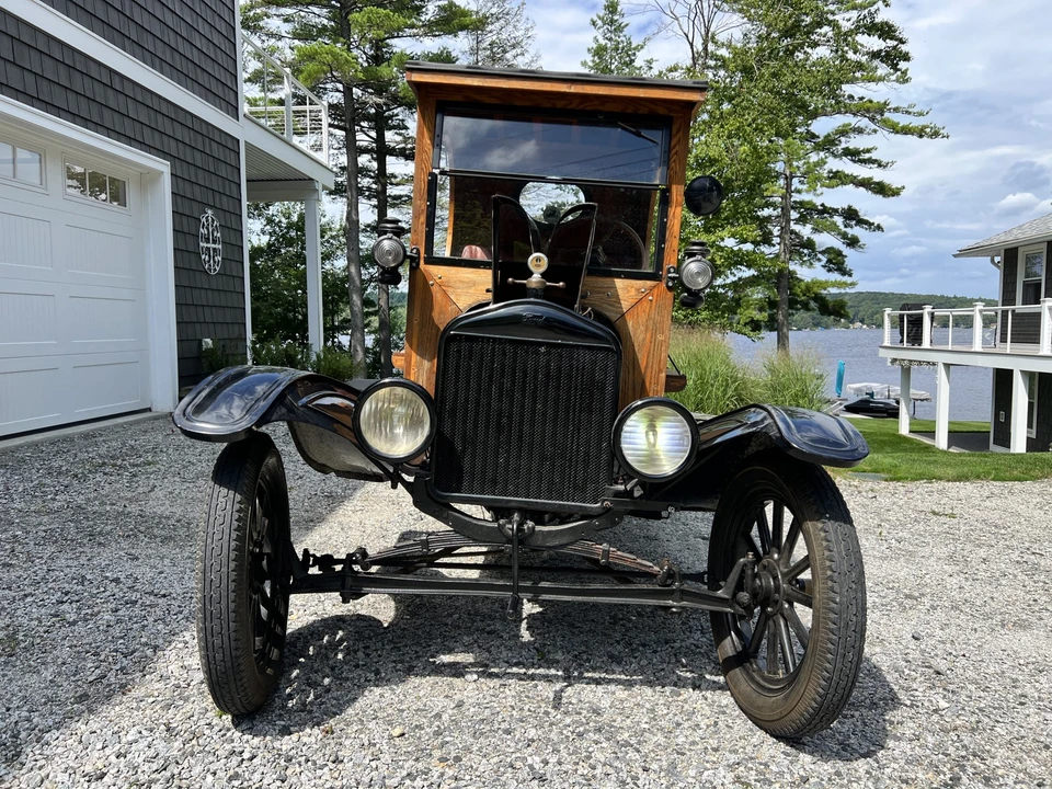 1923 Ford Model T Pickup & Model TT - Image 11 of 31