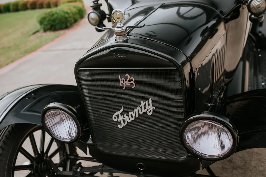 1923 Ford Model T Pickup & Model TT - Image 5 of 17