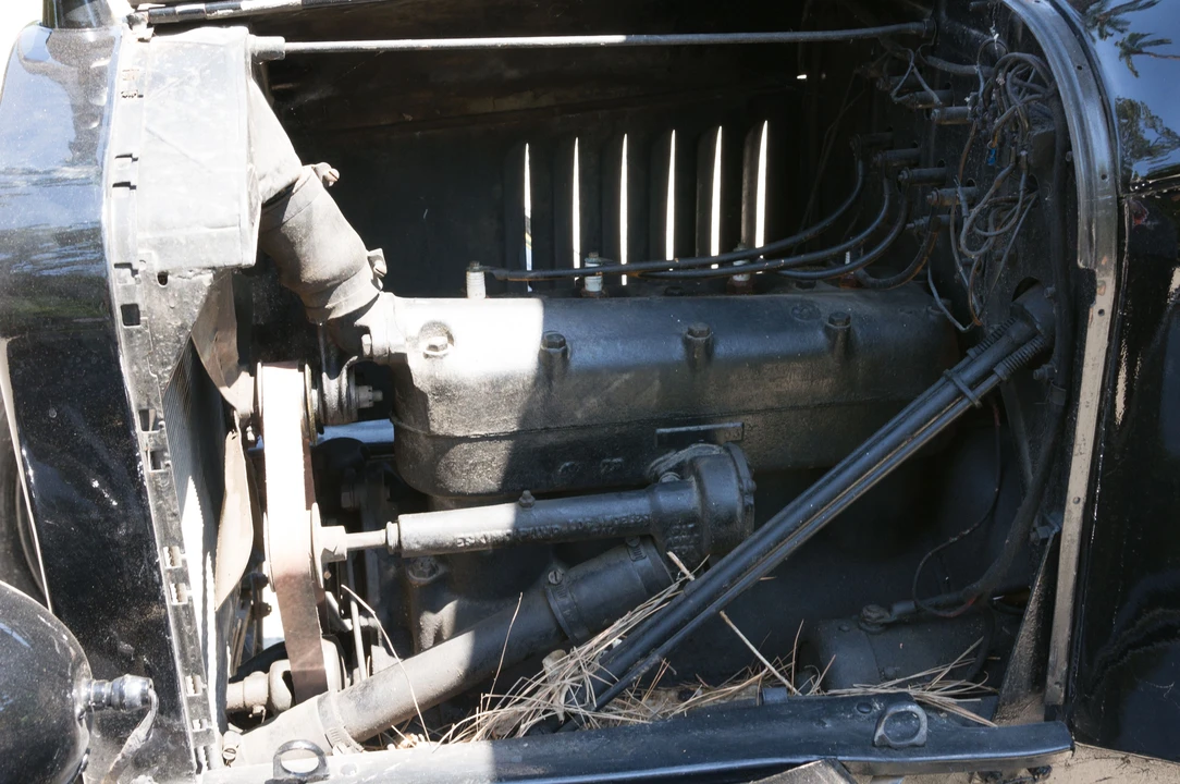 1923 Ford Model T Pickup & Model TT - Image 3 of 10