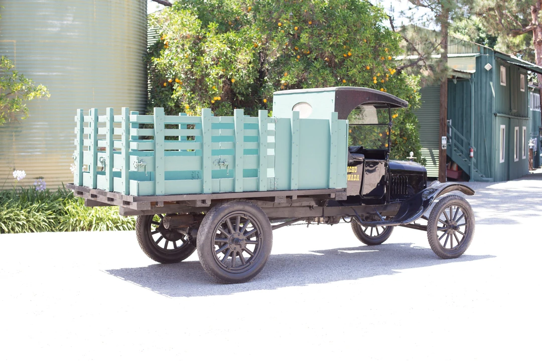 1923 Ford Model T Pickup & Model TT - Image 8 of 10