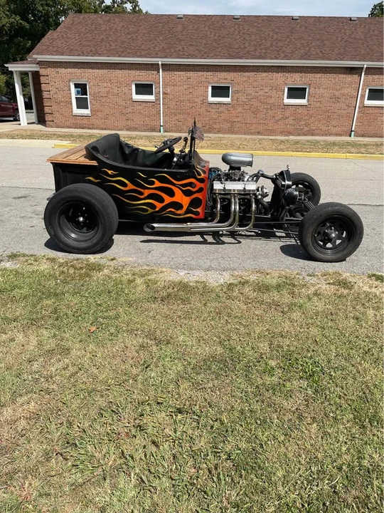 Ford Model T - Image 11 of 15