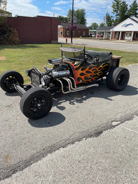 Ford Model T - Image 9 of 15