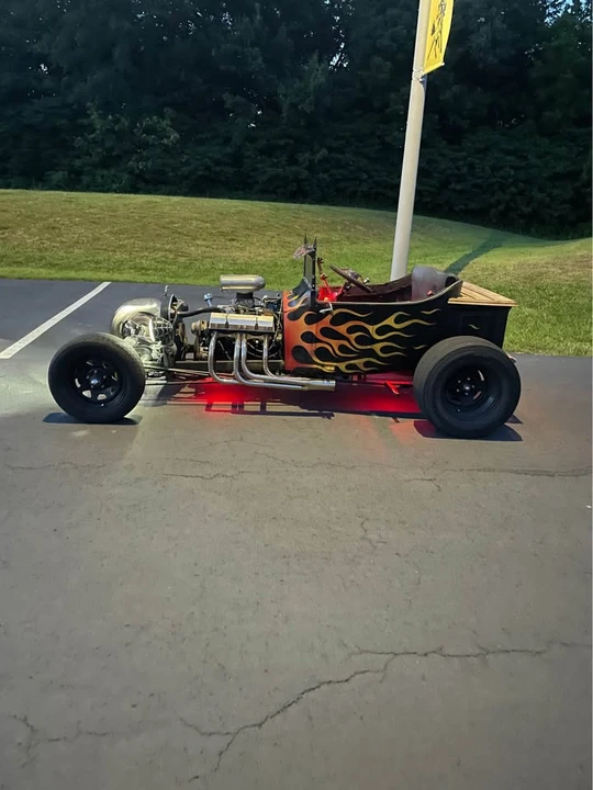 Ford Model T - Image 7 of 15