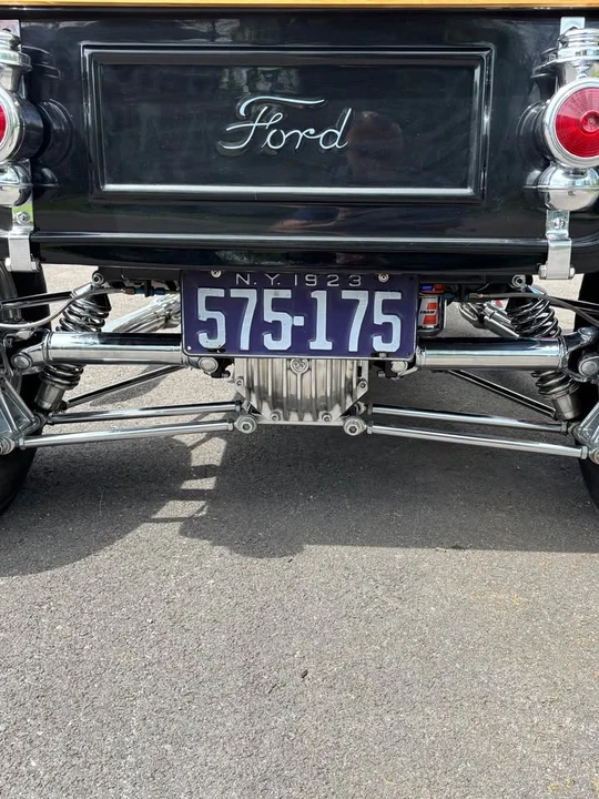 Ford Hot Rod - Image 13 of 20