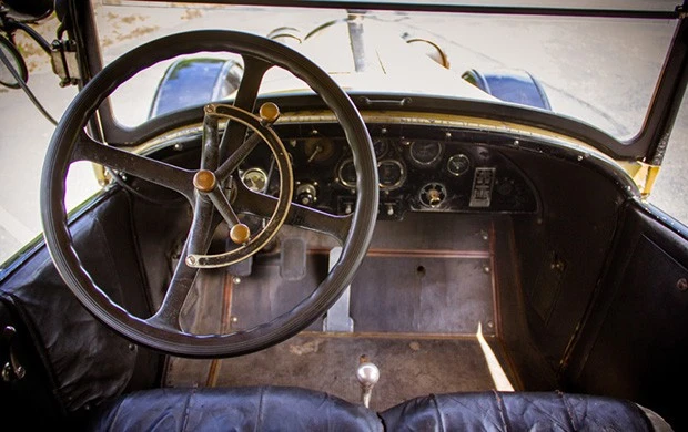 1923 Locomobile - Image 10 of 21