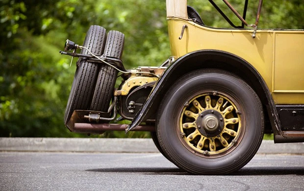 1923 Locomobile - Image 15 of 21