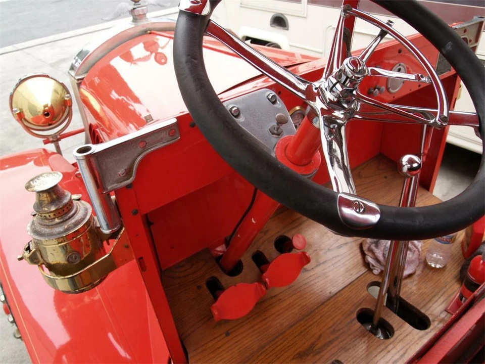 1923 Mack - Image 2 of 3