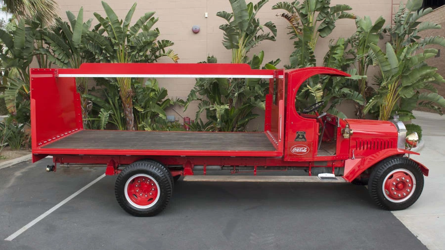 1923 Mack - Image 2 of 7
