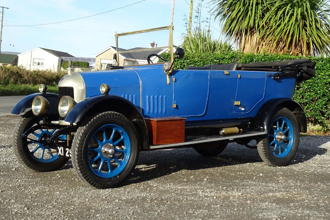1923 Morris - Image 2 of 30