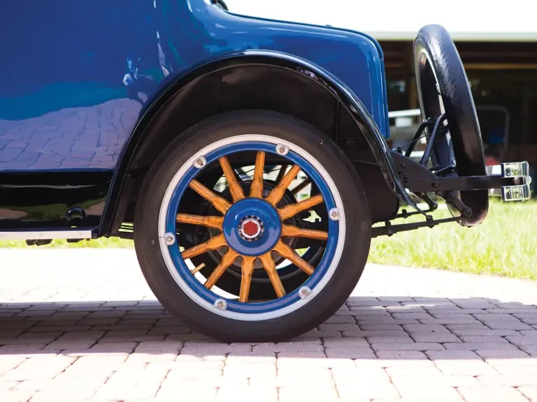 1923 Oldsmobile - Image 9 of 24