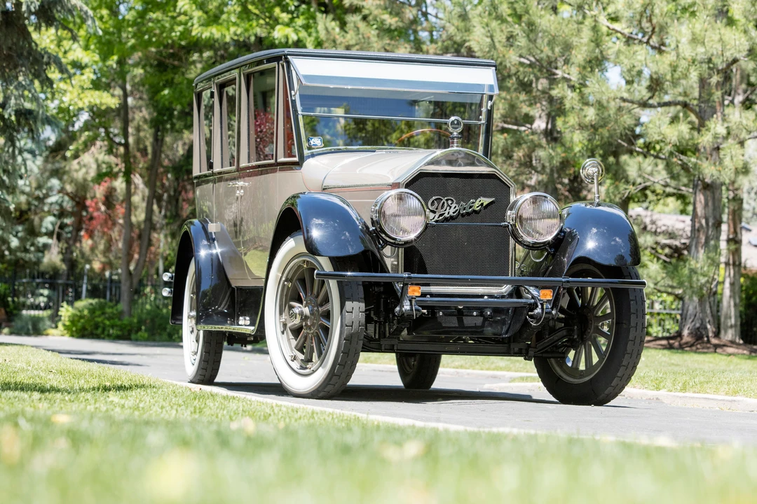 1923 Pierce-Arrow - Image 25 of 31