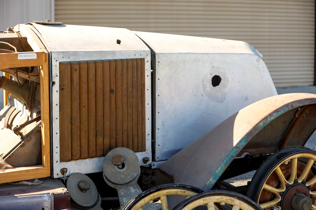 1923 Renault - Image 22 of 31